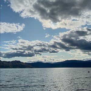 Meet your Posher, Cara